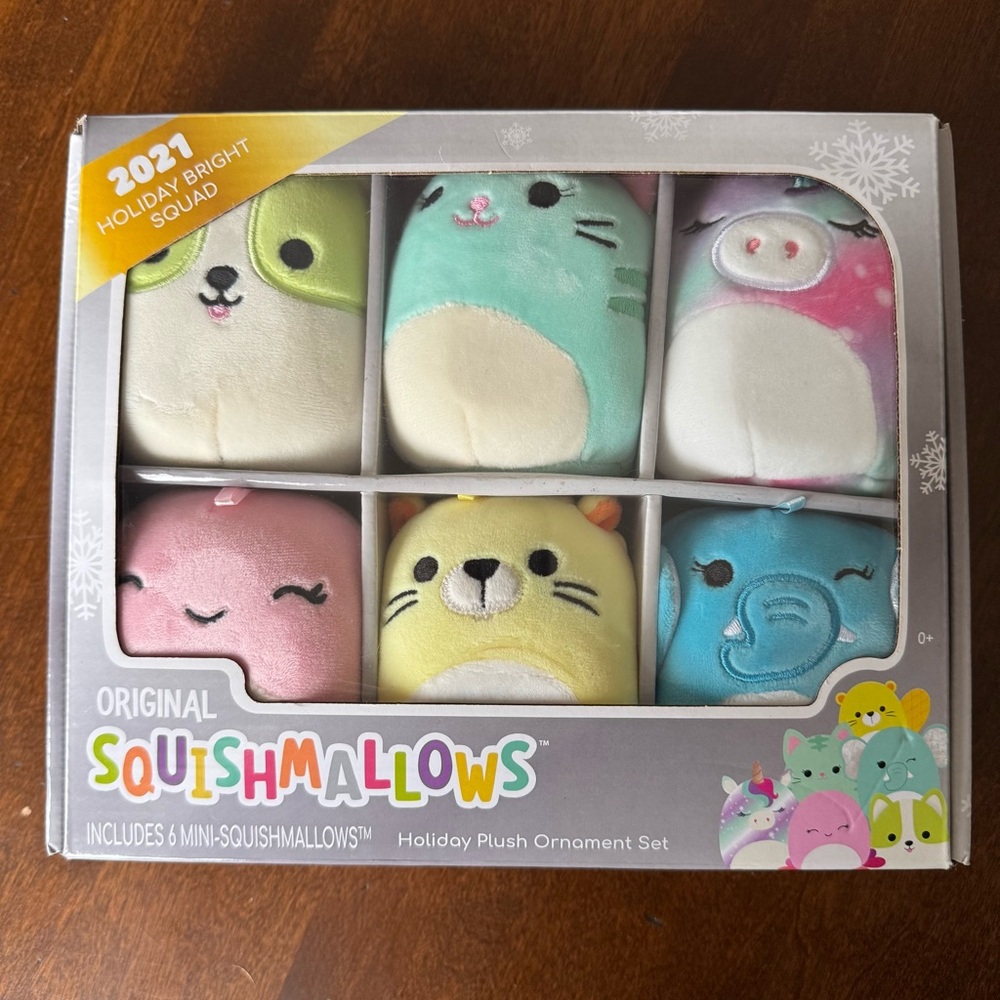 Squishmallows Holiday Plush Ornament Set